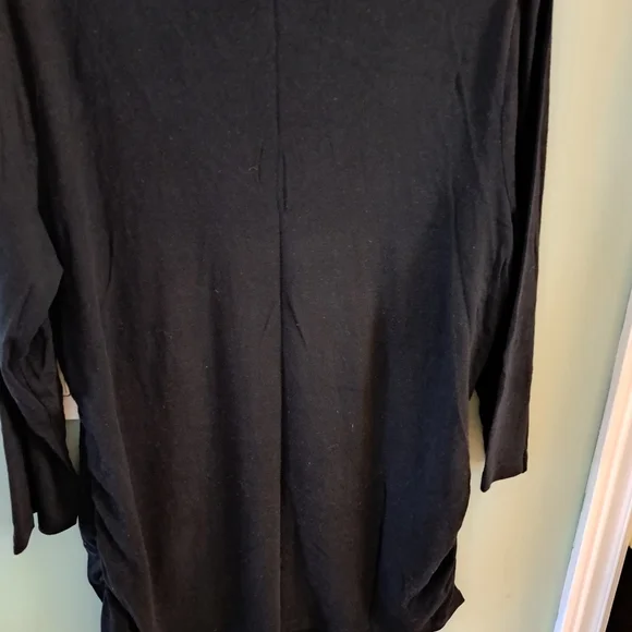 Top - Picture 2 of 3